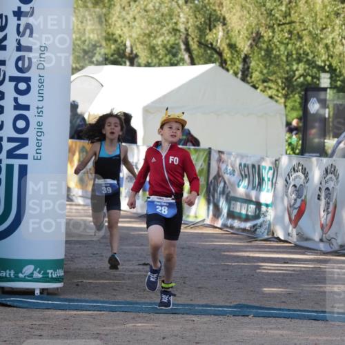01.09.2024 - 17. Tribühne Triathlon Michael Strokosch http://msf.ph/oto/6941696 01.09.2024 09:17:58 Ziel 28 meine-sportfotos.de