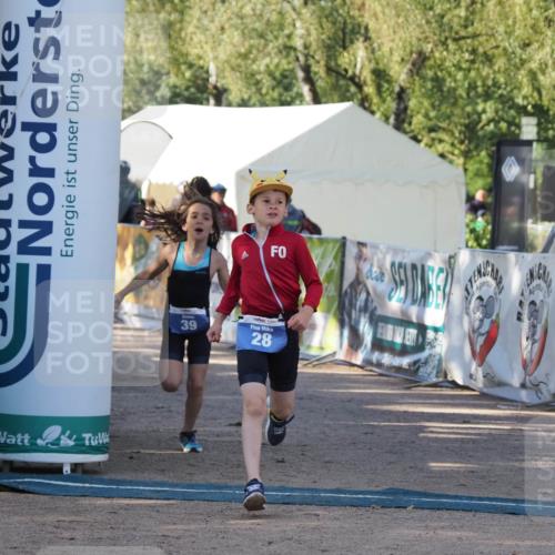 01.09.2024 - 17. Tribühne Triathlon Michael Strokosch http://msf.ph/oto/6941697 01.09.2024 09:17:58 Ziel 28 meine-sportfotos.de