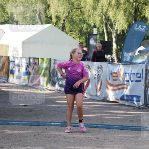 01.09.2024 - 17. Tribühne Triathlon Michael Strokosch http://msf.ph/oto/6941774 01.09.2024 09:21:10 Ziel 49 meine-sportfotos.de
