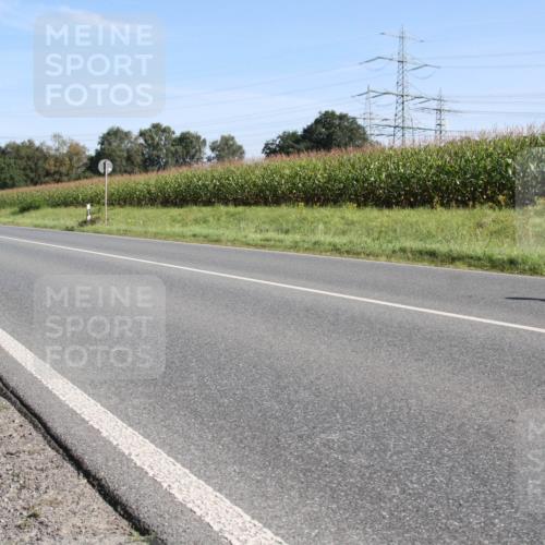 01.09.2024 - 17. Tribühne Triathlon H.Heesch http://msf.ph/oto/6941801 01.09.2024 10:37:20 Radfahren 235 meine-sportfotos.de