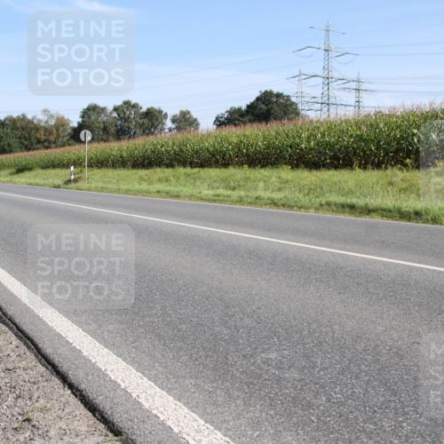 01.09.2024 - 17. Tribühne Triathlon H.Heesch http://msf.ph/oto/6941822 01.09.2024 10:42:12 Radfahren 217, 254, 266, 1067 meine-sportfotos.de