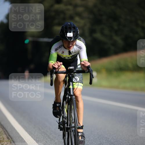 01.09.2024 - 17. Tribühne Triathlon H.Heesch http://msf.ph/oto/6941850 01.09.2024 11:16:32 Radfahren 329, 357, 438 meine-sportfotos.de