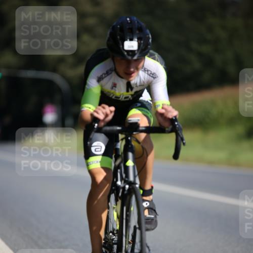 01.09.2024 - 17. Tribühne Triathlon H.Heesch http://msf.ph/oto/6941856 01.09.2024 11:16:32 Radfahren 329, 357, 438 meine-sportfotos.de
