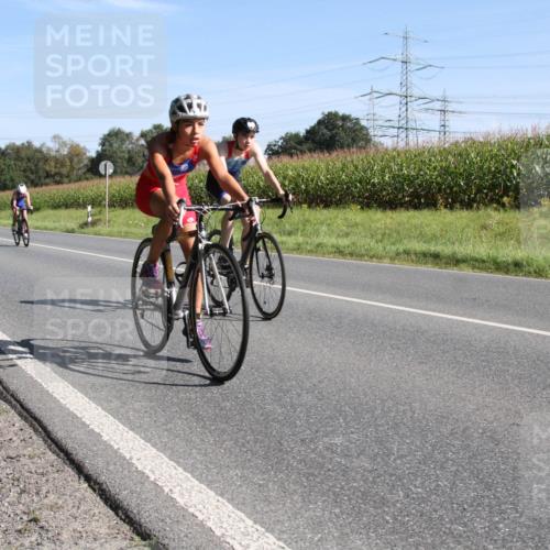 01.09.2024 - 17. Tribühne Triathlon H.Heesch http://msf.ph/oto/6941857 01.09.2024 10:44:14 Radfahren 181, 220, 222, 231, 232, 265, 278 meine-sportfotos.de