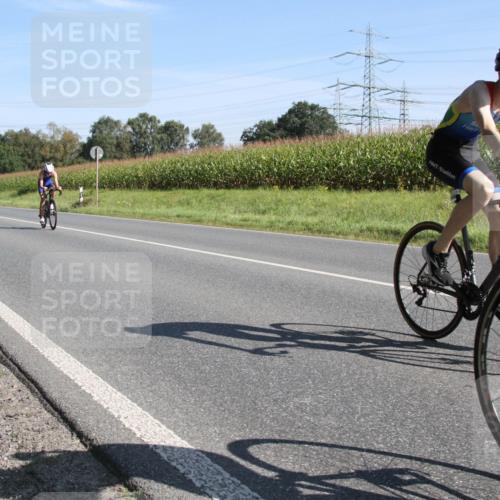 01.09.2024 - 17. Tribühne Triathlon H.Heesch http://msf.ph/oto/6941860 01.09.2024 10:44:15 Radfahren 181, 220, 222, 231, 232, 265, 278 meine-sportfotos.de