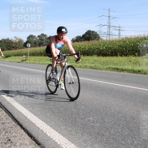 01.09.2024 - 17. Tribühne Triathlon H.Heesch http://msf.ph/oto/6941866 01.09.2024 10:44:17 Radfahren 181, 220, 222, 231, 232, 265, 278 meine-sportfotos.de