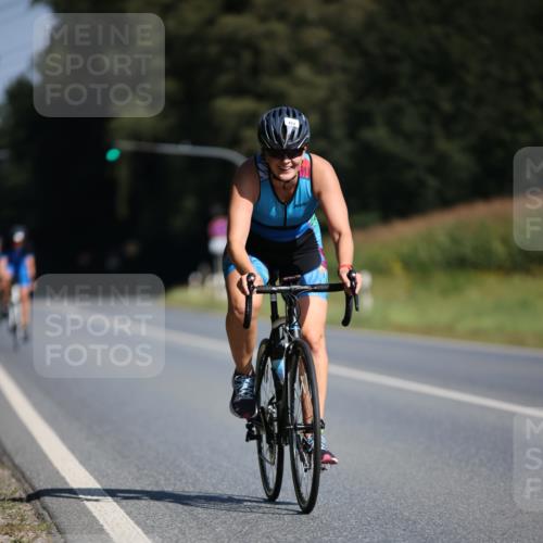 01.09.2024 - 17. Tribühne Triathlon H.Heesch http://msf.ph/oto/6941867 01.09.2024 11:16:44 Radfahren 394, 413, 417 meine-sportfotos.de