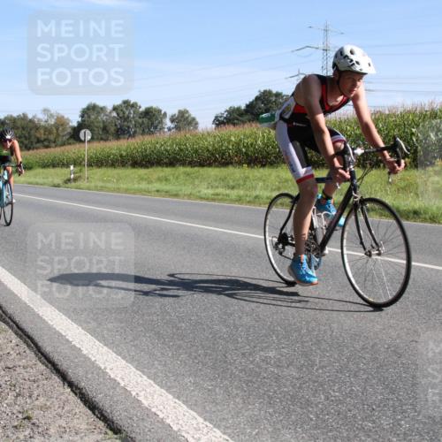01.09.2024 - 17. Tribühne Triathlon H.Heesch http://msf.ph/oto/6941870 01.09.2024 10:44:48 Radfahren 286, 297, 304 meine-sportfotos.de