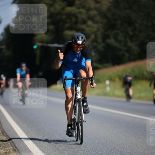 01.09.2024 - 17. Tribühne Triathlon H.Heesch http://msf.ph/oto/6941883 01.09.2024 11:16:48 Radfahren 308, 394, 417 meine-sportfotos.de