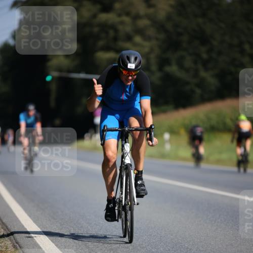 01.09.2024 - 17. Tribühne Triathlon H.Heesch http://msf.ph/oto/6941885 01.09.2024 11:16:48 Radfahren 308, 394, 417 meine-sportfotos.de