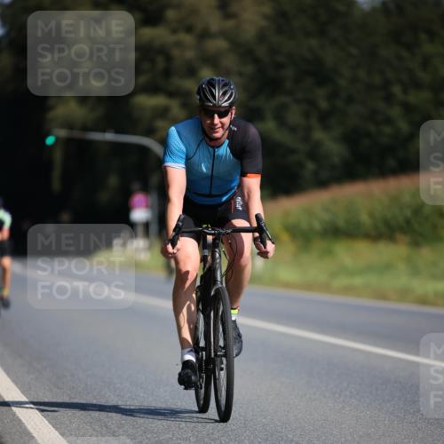 01.09.2024 - 17. Tribühne Triathlon H.Heesch http://msf.ph/oto/6941900 01.09.2024 11:16:52 Radfahren 308, 385, 394, 428 meine-sportfotos.de