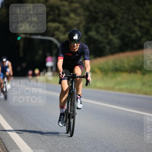 01.09.2024 - 17. Tribühne Triathlon H.Heesch http://msf.ph/oto/6941929 01.09.2024 11:16:58 Radfahren 308, 385, 428, 430, 446 meine-sportfotos.de