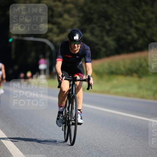 01.09.2024 - 17. Tribühne Triathlon H.Heesch http://msf.ph/oto/6941931 01.09.2024 11:16:58 Radfahren 308, 385, 428, 430, 446 meine-sportfotos.de