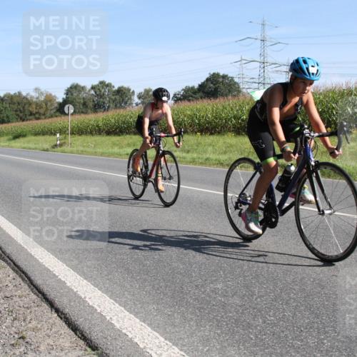 01.09.2024 - 17. Tribühne Triathlon H.Heesch http://msf.ph/oto/6941934 01.09.2024 10:47:51 Radfahren 188, 209, 212, 239, 289 meine-sportfotos.de