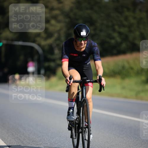 01.09.2024 - 17. Tribühne Triathlon H.Heesch http://msf.ph/oto/6941937 01.09.2024 11:16:58 Radfahren 308, 385, 428, 430, 446 meine-sportfotos.de