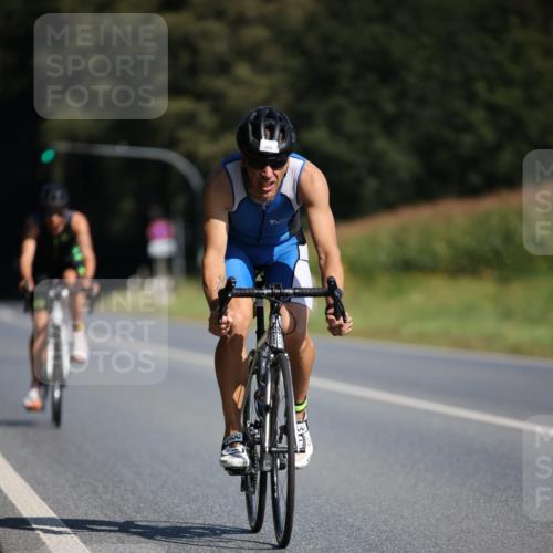 01.09.2024 - 17. Tribühne Triathlon H.Heesch http://msf.ph/oto/6941951 01.09.2024 11:17:00 Radfahren 385, 409, 428, 430, 446 meine-sportfotos.de