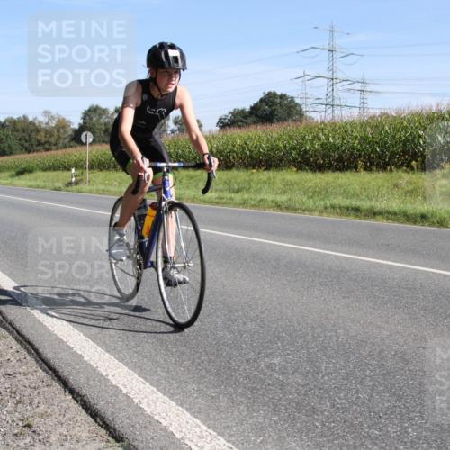 01.09.2024 - 17. Tribühne Triathlon H.Heesch http://msf.ph/oto/6941953 01.09.2024 10:48:19 Radfahren 108, 171, 225 meine-sportfotos.de