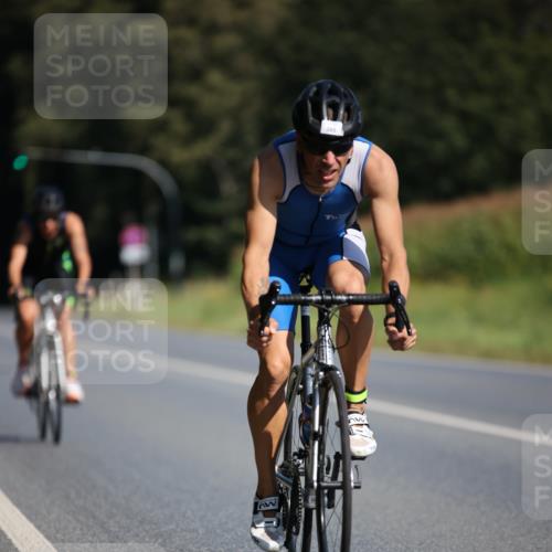 01.09.2024 - 17. Tribühne Triathlon H.Heesch http://msf.ph/oto/6941956 01.09.2024 11:17:01 Radfahren 379, 385, 409, 428, 430, 446 meine-sportfotos.de