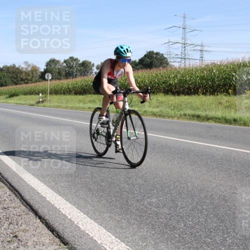 01.09.2024 - 17. Tribühne Triathlon H.Heesch http://msf.ph/oto/6941983 01.09.2024 10:50:25 Radfahren 178, 241 meine-sportfotos.de