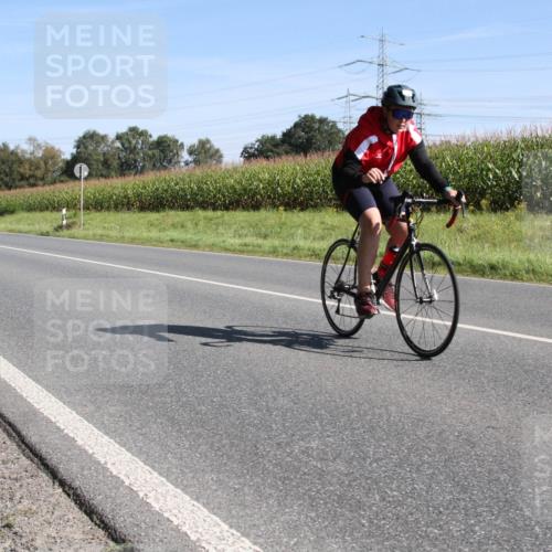 01.09.2024 - 17. Tribühne Triathlon H.Heesch http://msf.ph/oto/6942015 01.09.2024 10:55:04 Radfahren 235, 238, 361 meine-sportfotos.de