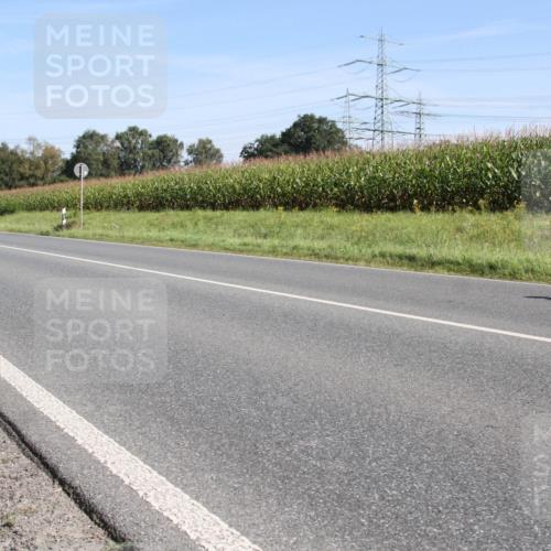 01.09.2024 - 17. Tribühne Triathlon H.Heesch http://msf.ph/oto/6942025 01.09.2024 10:56:05 Radfahren 323, 325, 384 meine-sportfotos.de