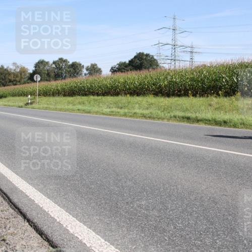 01.09.2024 - 17. Tribühne Triathlon H.Heesch http://msf.ph/oto/6942044 01.09.2024 10:56:45 Radfahren 351, 370, 437 meine-sportfotos.de
