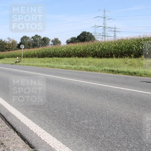 01.09.2024 - 17. Tribühne Triathlon H.Heesch http://msf.ph/oto/6942046 01.09.2024 10:56:49 Radfahren 351, 370, 437 meine-sportfotos.de