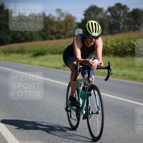01.09.2024 - 17. Tribühne Triathlon H.Heesch http://msf.ph/oto/6942075 01.09.2024 11:18:05 Radfahren 362, 372, 387, 401 meine-sportfotos.de