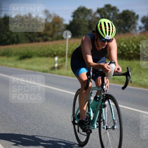 01.09.2024 - 17. Tribühne Triathlon H.Heesch http://msf.ph/oto/6942078 01.09.2024 11:18:05 Radfahren 362, 372, 387, 401 meine-sportfotos.de