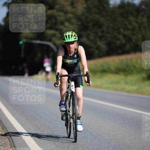 01.09.2024 - 17. Tribühne Triathlon H.Heesch http://msf.ph/oto/6942110 01.09.2024 11:18:22 Radfahren 339, 406, 432 meine-sportfotos.de