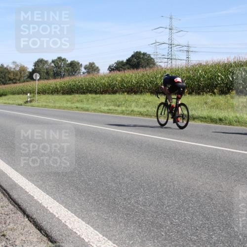 01.09.2024 - 17. Tribühne Triathlon H.Heesch http://msf.ph/oto/6942112 01.09.2024 10:59:02 Radfahren 340, 367, 388, 396 meine-sportfotos.de