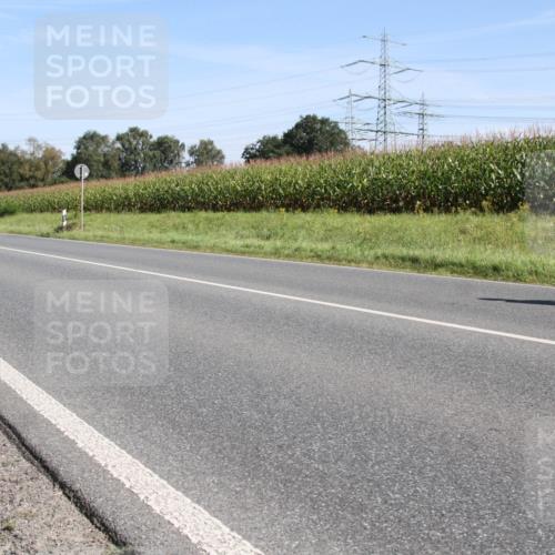 01.09.2024 - 17. Tribühne Triathlon H.Heesch http://msf.ph/oto/6942145 01.09.2024 11:00:56 Radfahren 432 meine-sportfotos.de