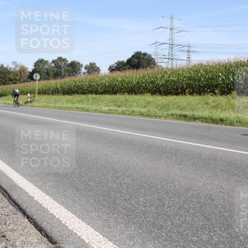 01.09.2024 - 17. Tribühne Triathlon H.Heesch http://msf.ph/oto/6942191 01.09.2024 11:03:36 Radfahren 362, 413, 430 meine-sportfotos.de