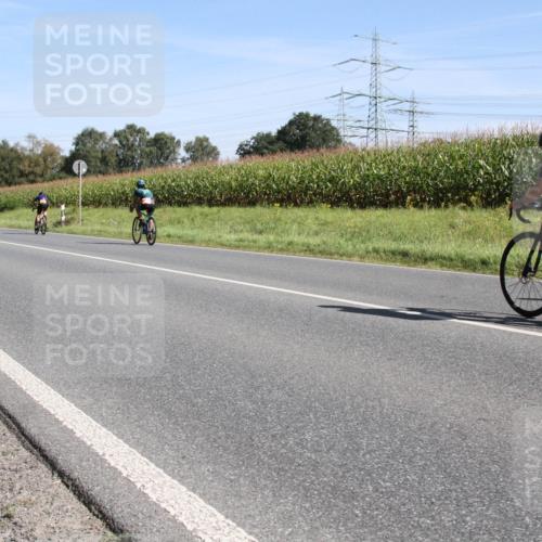 01.09.2024 - 17. Tribühne Triathlon H.Heesch http://msf.ph/oto/6942213 01.09.2024 11:04:10 Radfahren 308, 336, 423, 428 meine-sportfotos.de