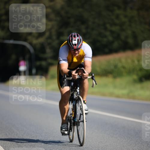 01.09.2024 - 17. Tribühne Triathlon H.Heesch http://msf.ph/oto/6942282 01.09.2024 11:19:17 Radfahren 364, 404, 433 meine-sportfotos.de