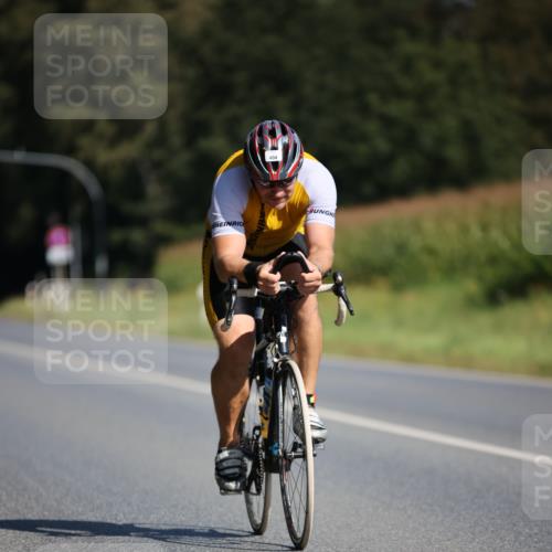 01.09.2024 - 17. Tribühne Triathlon H.Heesch http://msf.ph/oto/6942283 01.09.2024 11:19:17 Radfahren 364, 404, 433 meine-sportfotos.de