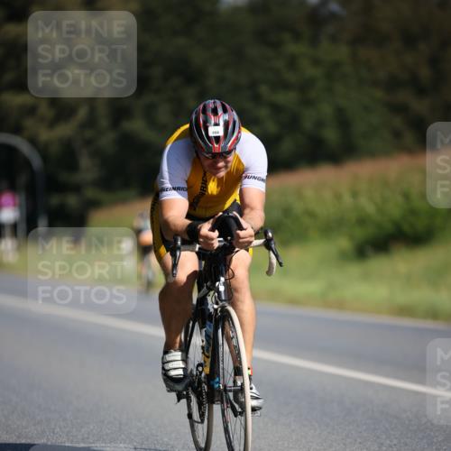 01.09.2024 - 17. Tribühne Triathlon H.Heesch http://msf.ph/oto/6942286 01.09.2024 11:19:17 Radfahren 364, 404, 433 meine-sportfotos.de