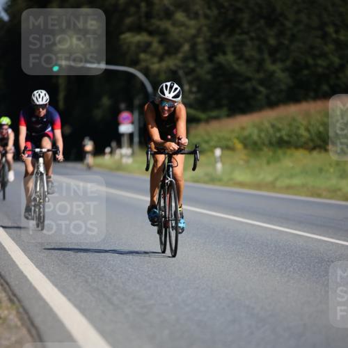 01.09.2024 - 17. Tribühne Triathlon H.Heesch http://msf.ph/oto/6942320 01.09.2024 11:19:26 Radfahren 336, 431, 1479 meine-sportfotos.de
