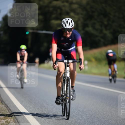 01.09.2024 - 17. Tribühne Triathlon H.Heesch http://msf.ph/oto/6942348 01.09.2024 11:19:28 Radfahren 336, 431, 1479 meine-sportfotos.de