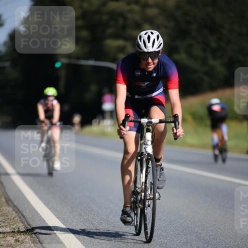 01.09.2024 - 17. Tribühne Triathlon H.Heesch http://msf.ph/oto/6942351 01.09.2024 11:19:28 Radfahren 336, 431, 1479 meine-sportfotos.de