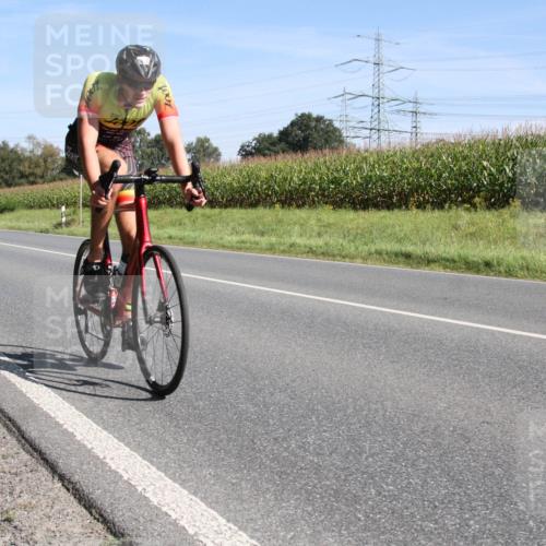01.09.2024 - 17. Tribühne Triathlon H.Heesch http://msf.ph/oto/6942357 01.09.2024 11:08:27 Radfahren 332, 334, 342, 370, 397, 416, 437 meine-sportfotos.de