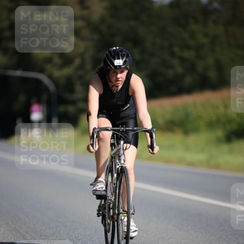 01.09.2024 - 17. Tribühne Triathlon H.Heesch http://msf.ph/oto/6942369 01.09.2024 11:19:42 Radfahren 313, 363 meine-sportfotos.de