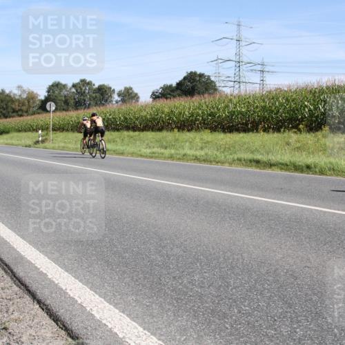 01.09.2024 - 17. Tribühne Triathlon H.Heesch http://msf.ph/oto/6942372 01.09.2024 11:08:32 Radfahren 325, 332, 334, 342, 370, 416, 437 meine-sportfotos.de