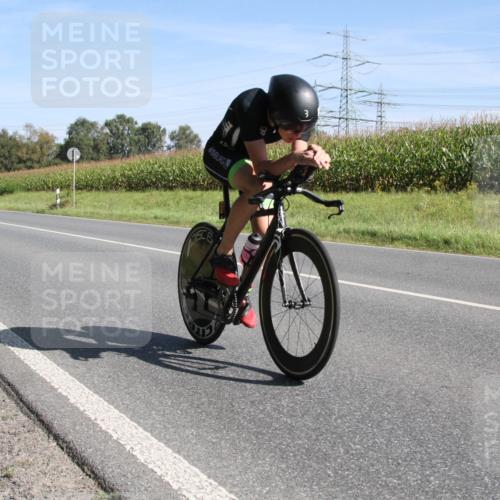 01.09.2024 - 17. Tribühne Triathlon H.Heesch http://msf.ph/oto/6942381 01.09.2024 11:08:44 Radfahren 331 meine-sportfotos.de