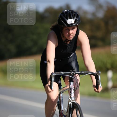 01.09.2024 - 17. Tribühne Triathlon H.Heesch http://msf.ph/oto/6942383 01.09.2024 11:19:42 Radfahren 313, 363 meine-sportfotos.de