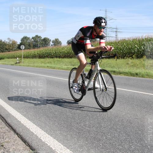 01.09.2024 - 17. Tribühne Triathlon H.Heesch http://msf.ph/oto/6942384 01.09.2024 11:08:55 Radfahren 391 meine-sportfotos.de