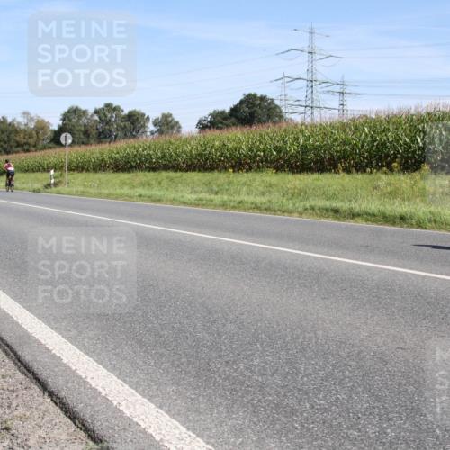01.09.2024 - 17. Tribühne Triathlon H.Heesch http://msf.ph/oto/6942394 01.09.2024 11:09:16 Radfahren 358 meine-sportfotos.de