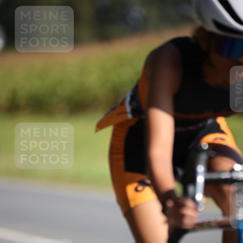 01.09.2024 - 17. Tribühne Triathlon H.Heesch http://msf.ph/oto/6942404 01.09.2024 11:19:49 Radfahren 313 meine-sportfotos.de