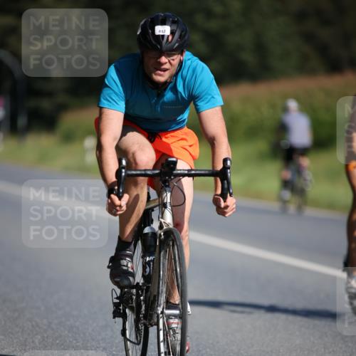 01.09.2024 - 17. Tribühne Triathlon H.Heesch http://msf.ph/oto/6942491 01.09.2024 11:21:29 Radfahren 366, 383, 386, 399, 442 meine-sportfotos.de