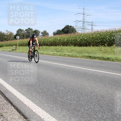 01.09.2024 - 17. Tribühne Triathlon H.Heesch http://msf.ph/oto/6942501 01.09.2024 11:11:54 Radfahren 314, 322, 343, 374, 438 meine-sportfotos.de